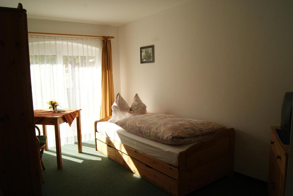 Pension Waldeck Gohren Ruang foto